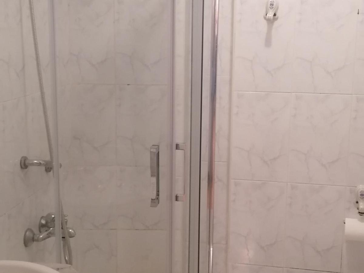 Piso Con Excelente Ubicacion Appartement Santander Buitenkant foto